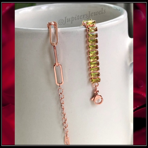ROSE GOLD PAPERCLIP OLIVE BAGUETTE SIMULATED PERIDOT SQUARE TENNIS BRACELET - Picture 4 of 6